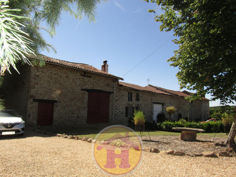 Maison - 122 m² - 4 pièces