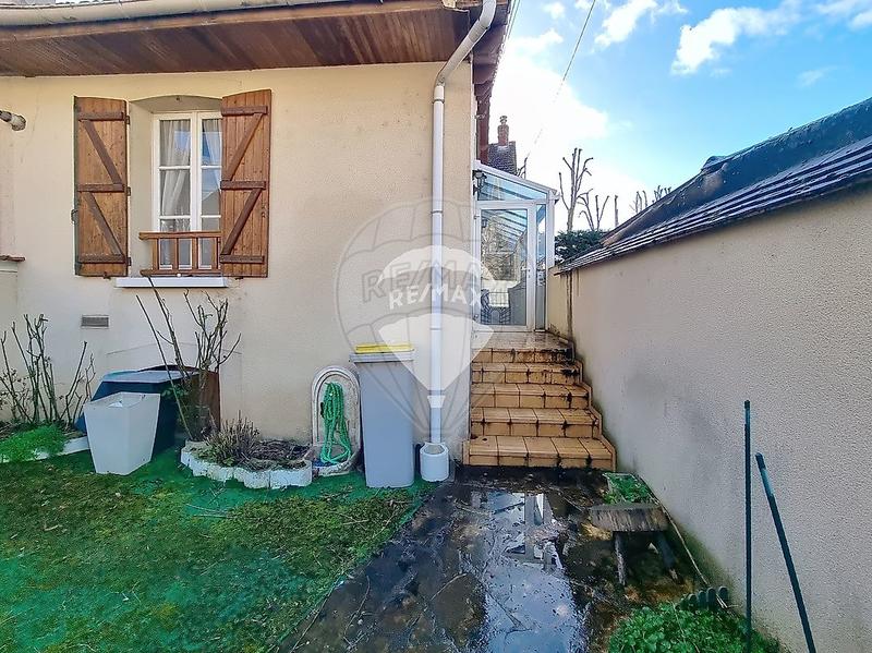 Maison - 105 m² - 5 pièces