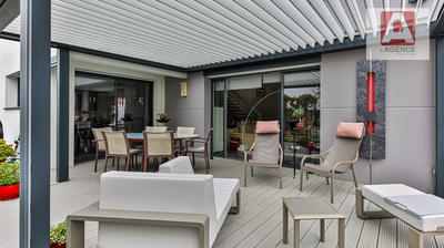 Maison - 187 m² - 6 pièces