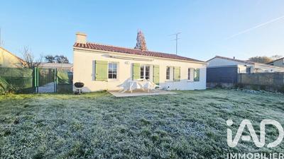 Maison - 90 m² - 5 pièces