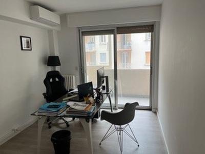 Bureau - 115 m² - 5 pièces