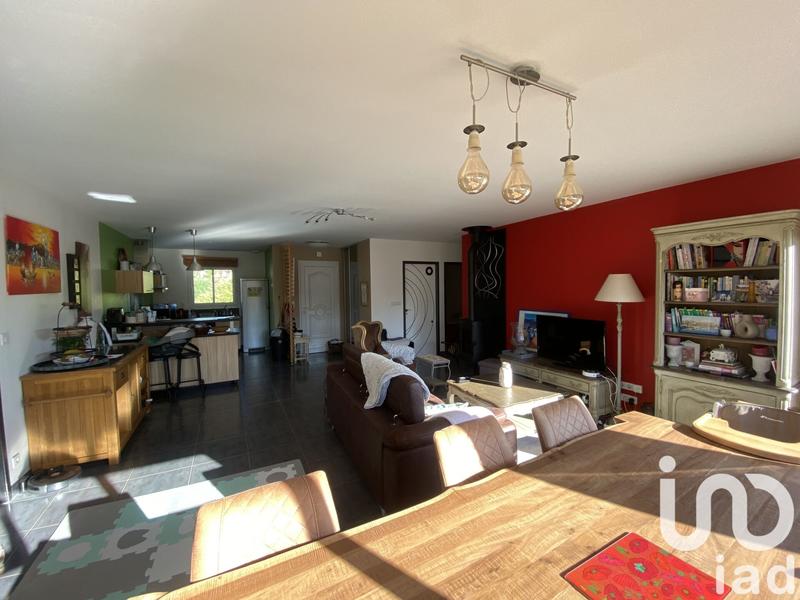 Maison - 104 m² - 4 pièces