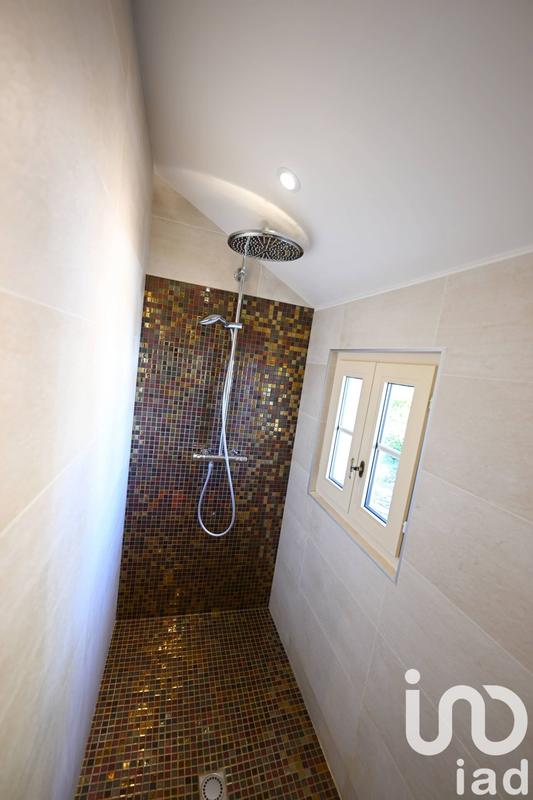 Maison - 163 m² - 5 pièces