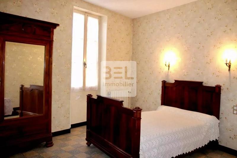 Maison - 169 m² - 6 pièces