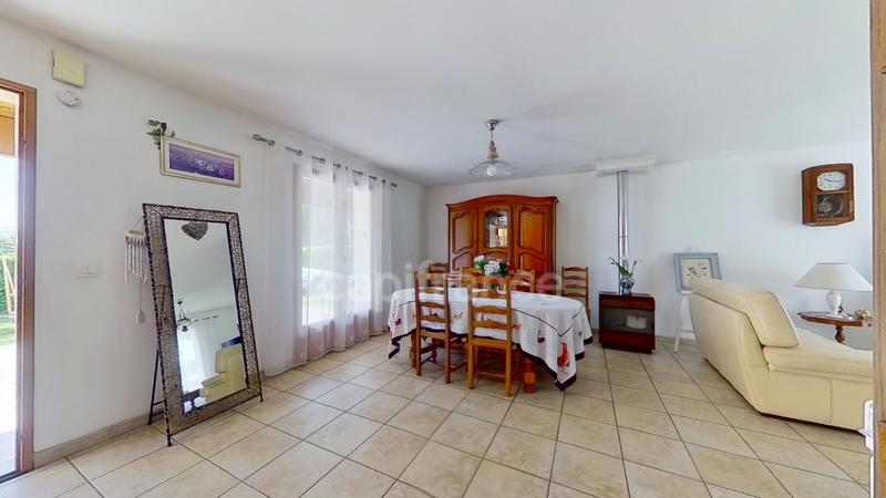 Maison - 89 m² - 5 pièces