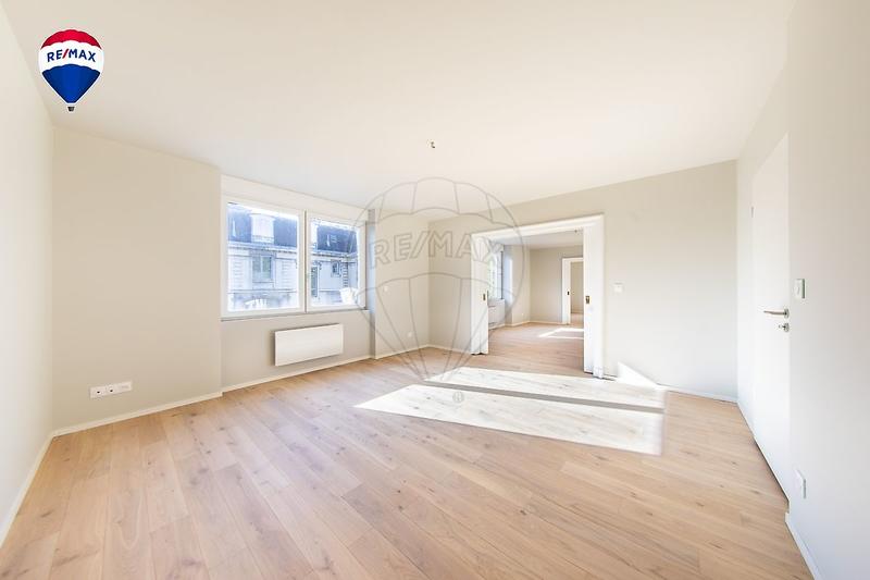 Appartement - 142 m² - 5 pièces