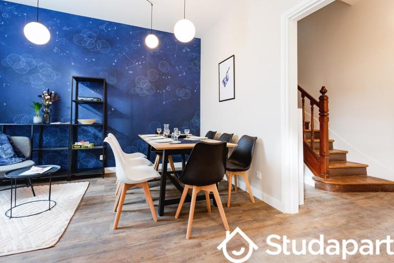 Chambre - 11 m² - 1 pièce