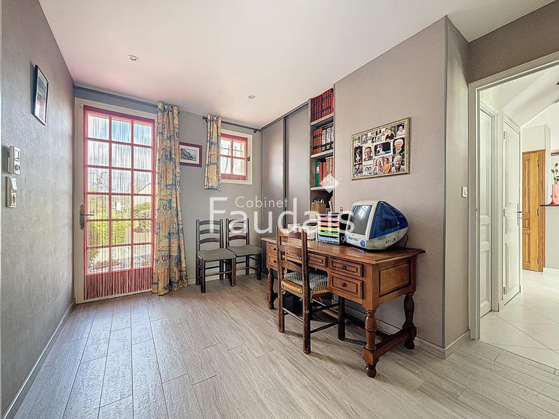 Maison - 135 m² - 7 pièces