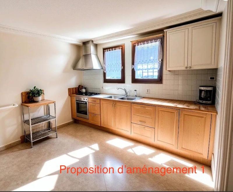 Maison - 90 m² - 6 pièces