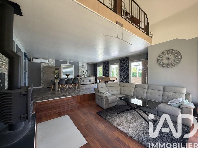 Maison - 175 m² - 7 pièces