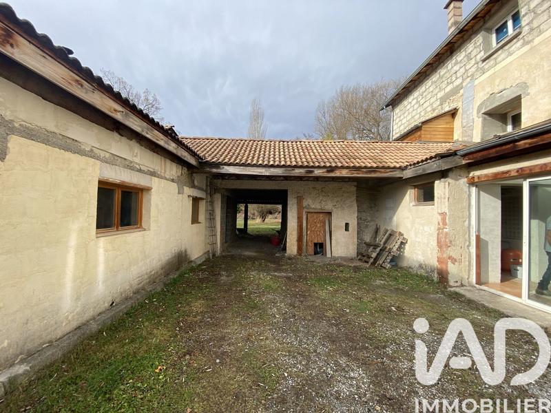 Maison - 279 m² - 8 pièces