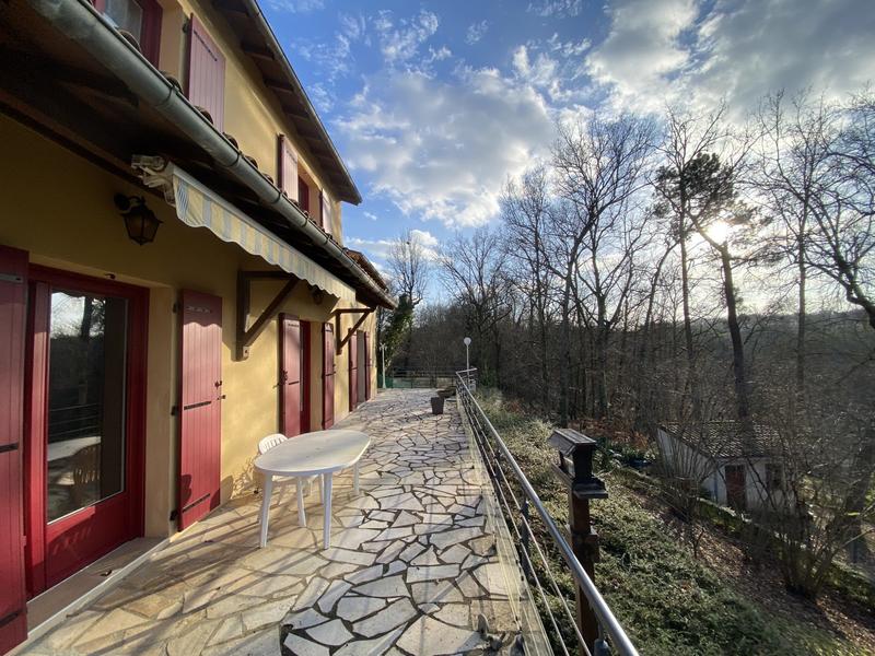 Maison traditionnelle - 125 m² - 4 pièces