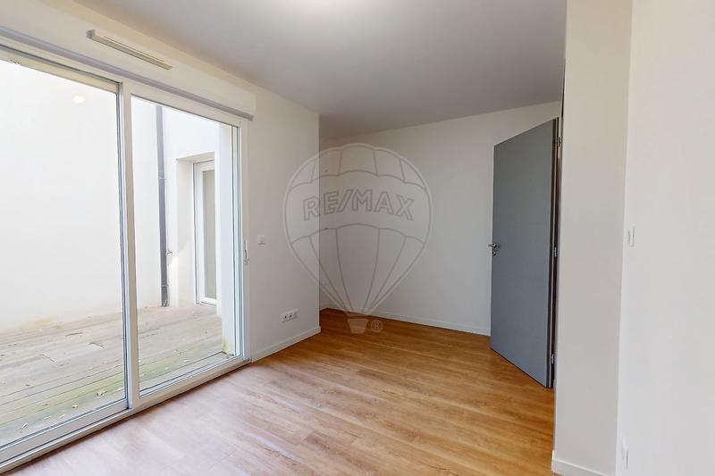 Maison - 194 m² - 6 pièces