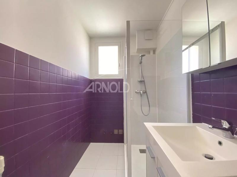 Appartement - 65 m² - 4 pièces