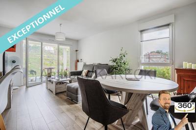 Appartement - 83 m² - 4 pièces