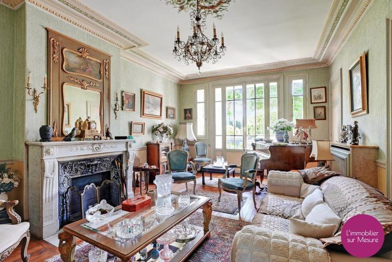 Appartement - 165 m² - 6 pièces