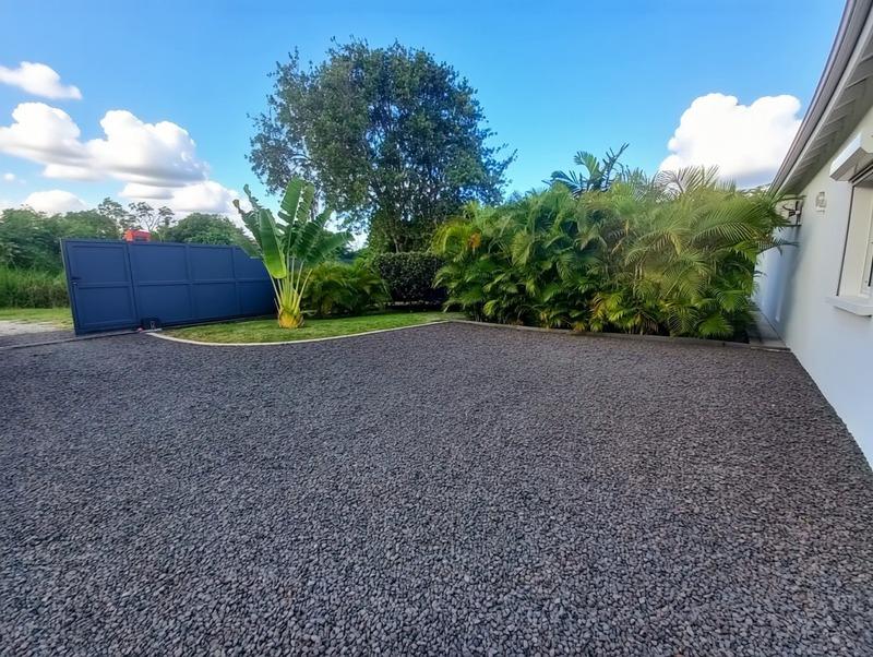 Propriété - 130 m² - 4 pièces