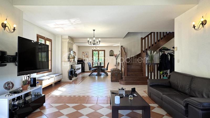 Maison d'architecte - 243 m² - 10 pièces