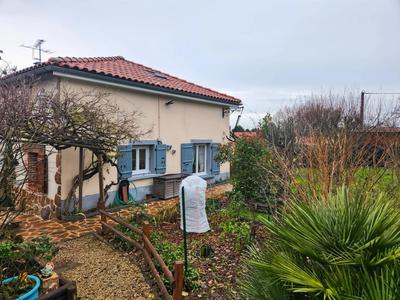 Maison en pierre - 132 m² - 4 pièces