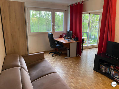 Appartement - 92 m² - 5 pièces