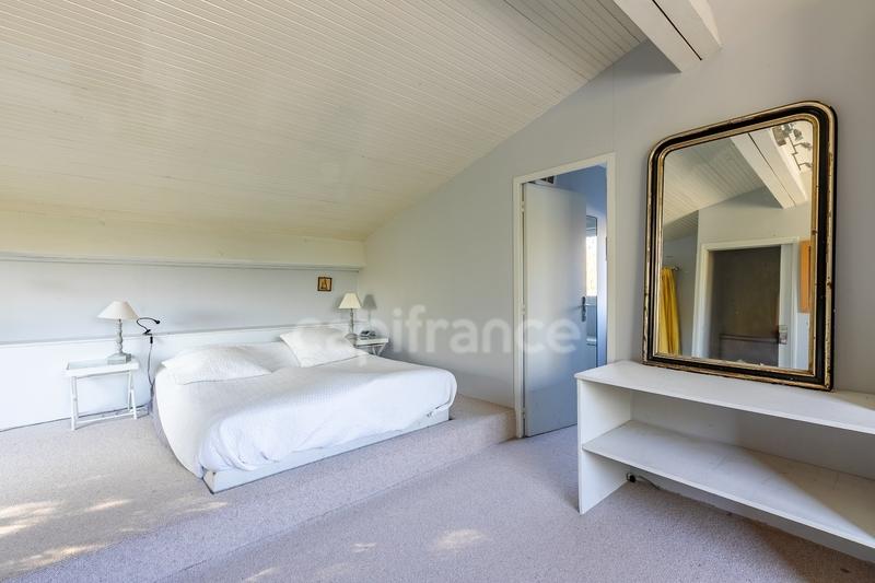 Villa - 320 m² - 9 pièces