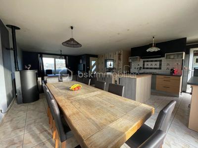 Pavillon - 150 m² - 8 pièces