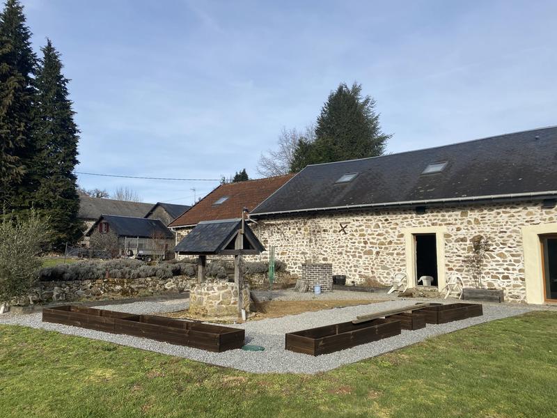 Maison ancienne - 202 m² - 6 pièces