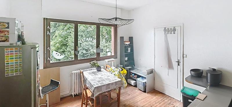 Maison - 350 m² - 12 pièces