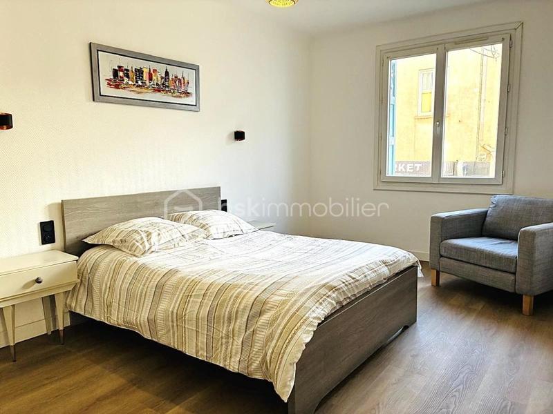 Appartement - 75 m² - 3 pièces