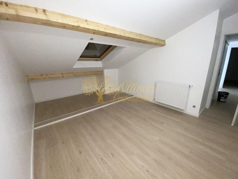 Pavillon - 99 m² - 4 pièces