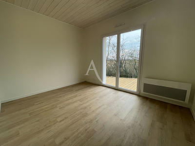 Maison - 95 m² - 4 pièces