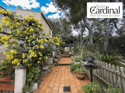 Viager - Maison traditionnelle - 242 m² - 7 pièces