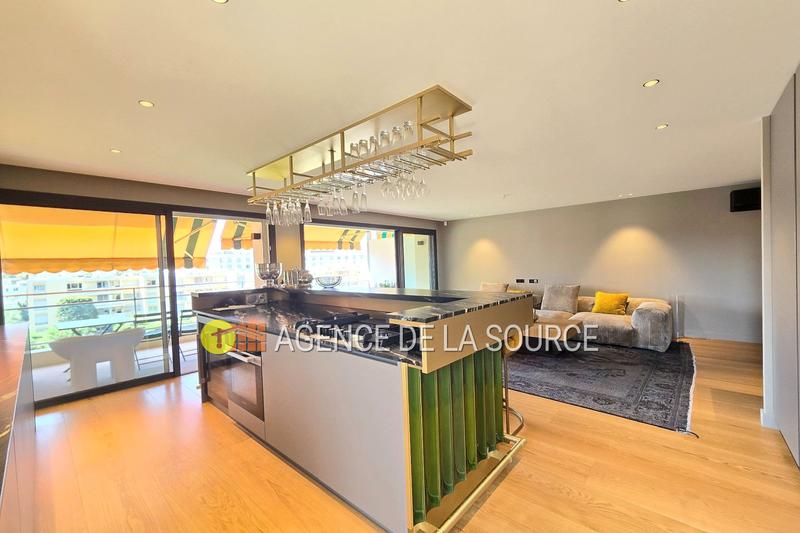 Appartement - 90 m² - 3 pièces