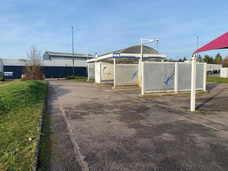 Local commercial - 1 000 m²