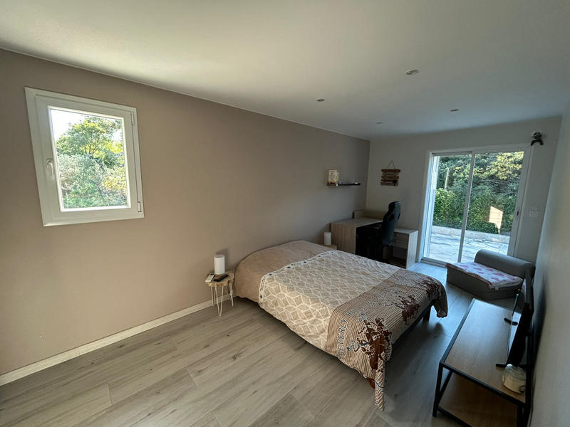 Maison - 184 m² - 8 pièces