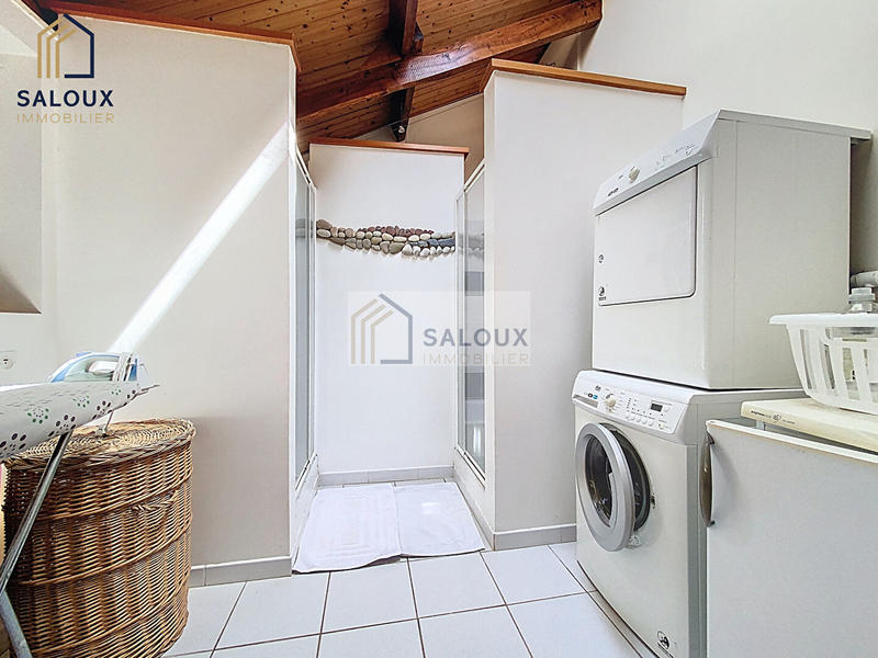 Maison - 185 m² - 6 pièces