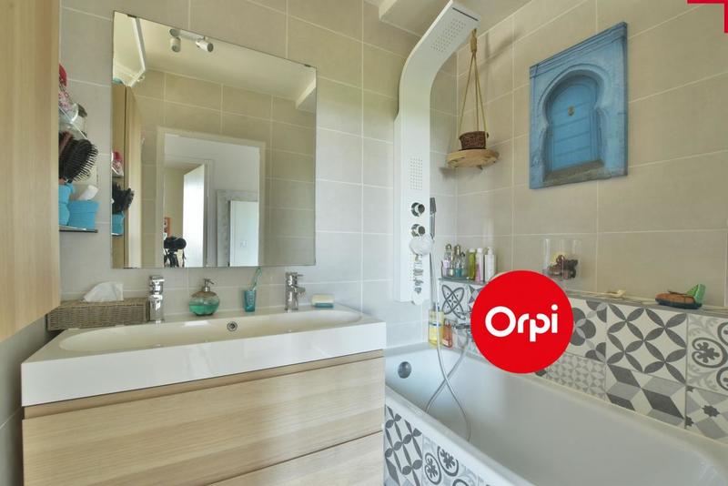 Appartement - 91 m² - 4 pièces