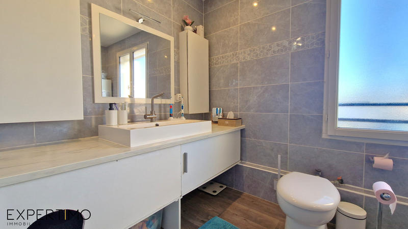 Maison - 97 m² - 5 pièces