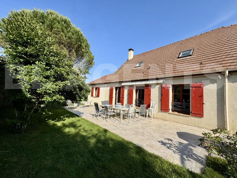 Maison - 157 m² - 7 pièces