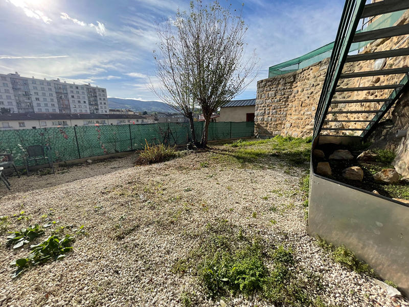 Maison - 76 m² - 4 pièces