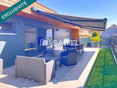 Maison - 95 m² - 5 pièces