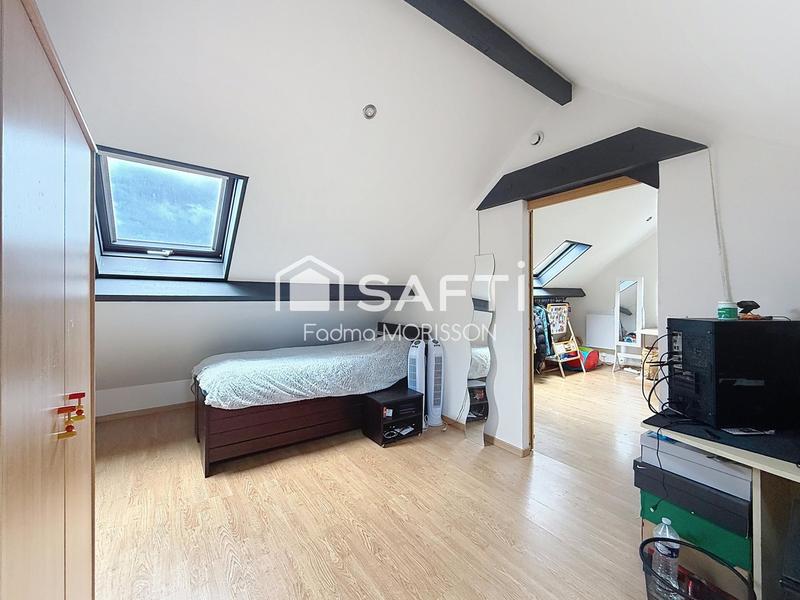 Maison - 152 m² - 6 pièces