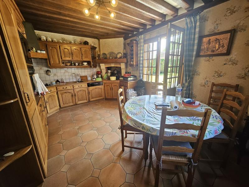 Maison traditionnelle - 176 m² - 7 pièces