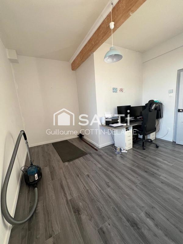 Maison - 177 m² - 7 pièces