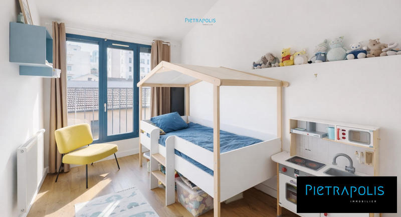 Appartement - 95 m² - 4 pièces