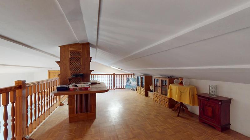 Maison - 164 m² - 8 pièces