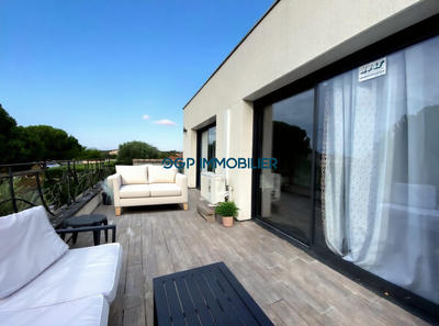 Maison contemporaine - 214 m² - 7 pièces