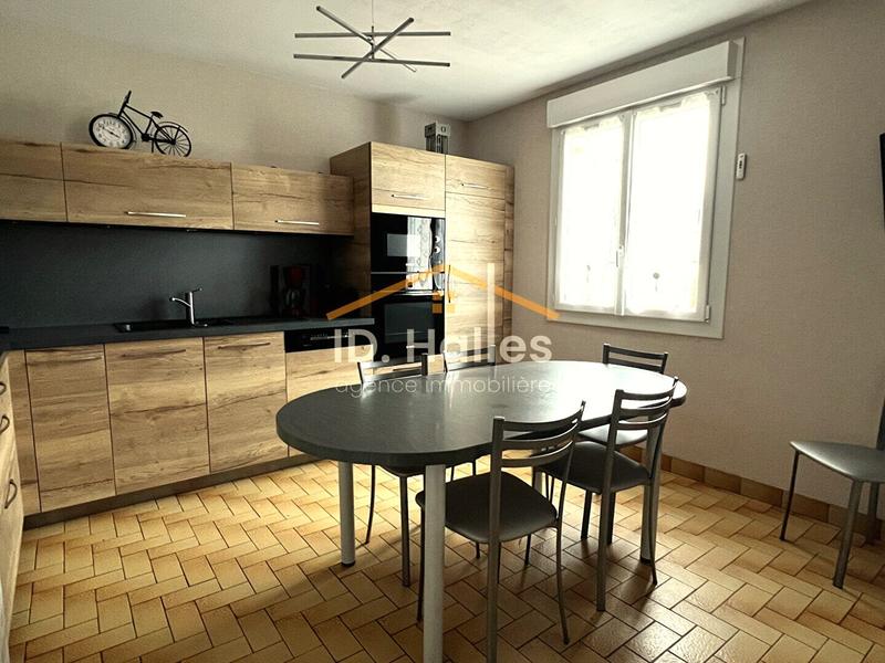 Maison - 91 m² - 5 pièces