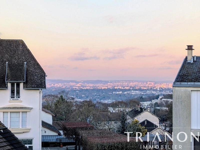 Maison - 184 m² - 8 pièces