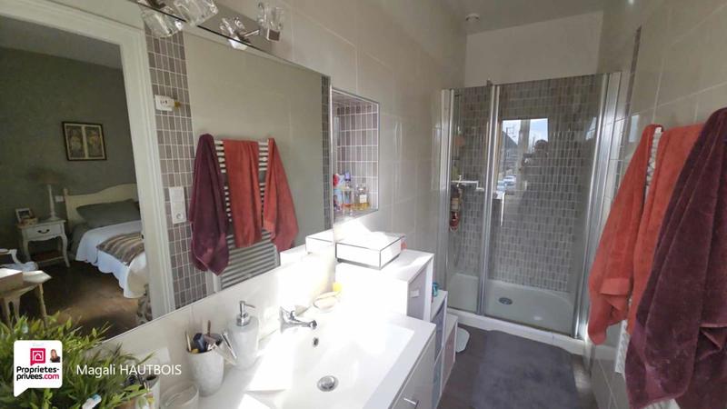 Maison - 121 m² - 6 pièces